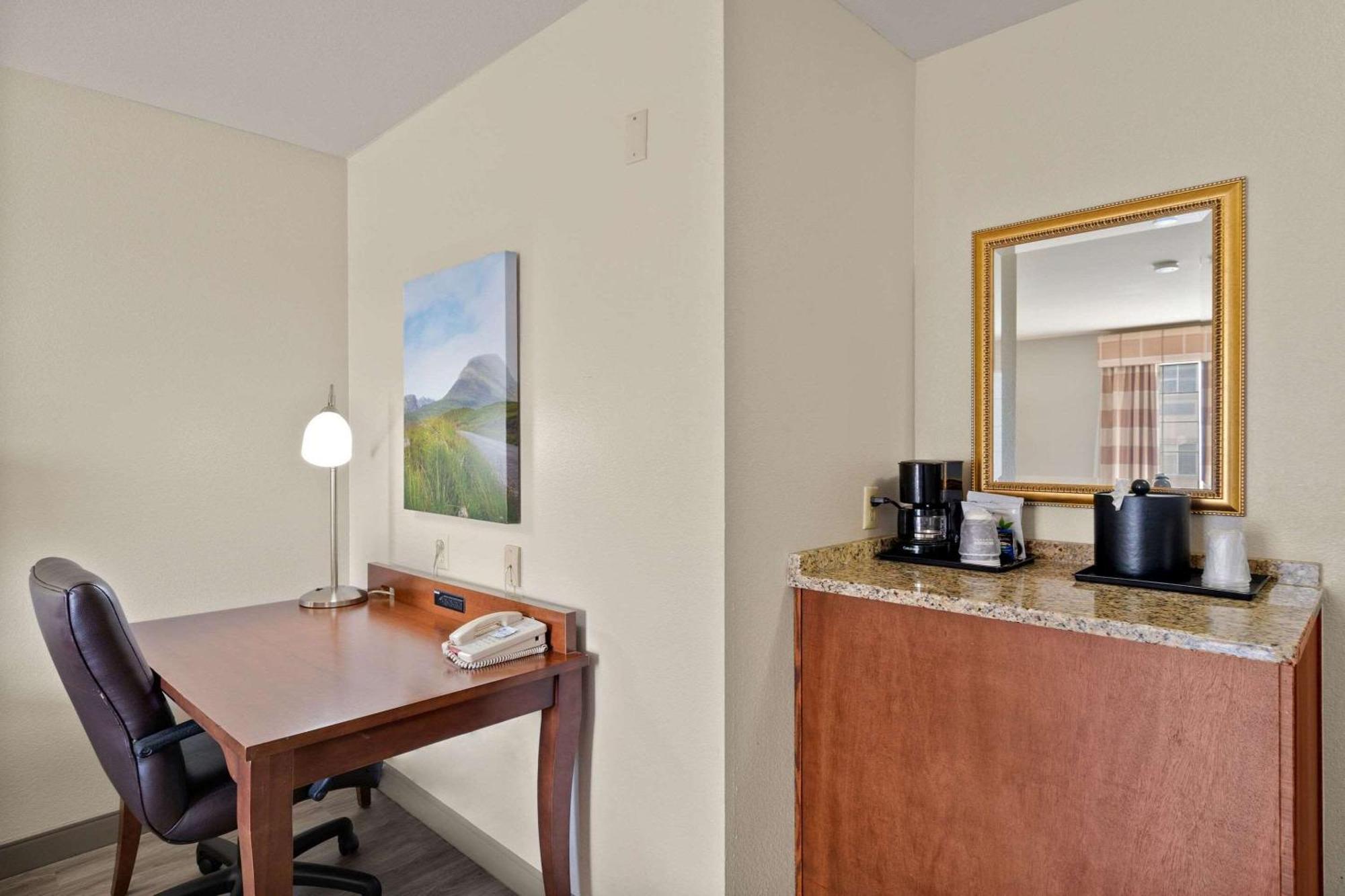 Country Inn & Suites By Radisson, Greeley, Co Exteriér fotografie